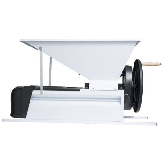 Млин за грозје со одвојување на рачки